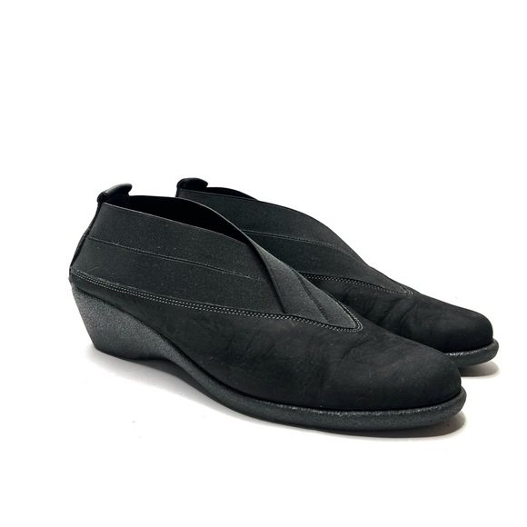 The Flexx Suede Wedge Boot Shootie Comfort Shoes Black Minimalist Booties Sz 8.5 - Picture 2 of 9